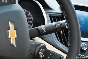 2020款科鲁泽320 1.5L自动悦畅版 