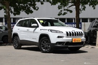 2020款自由光2.0L自动两驱经典运动版 