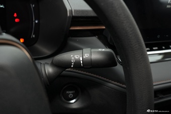 2026款卡罗拉 1.8L 双擎 先锋版