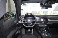 2024款Giulia 2.0T 280HP致敬传奇版