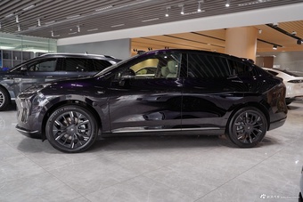 2025款昊铂HT 670 Max版