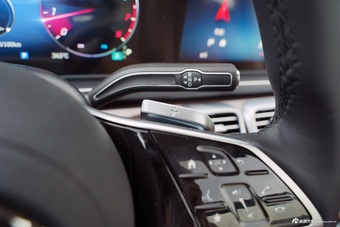 2025款奔驰GLE级 改款 GLE 350 4MATIC 动感型