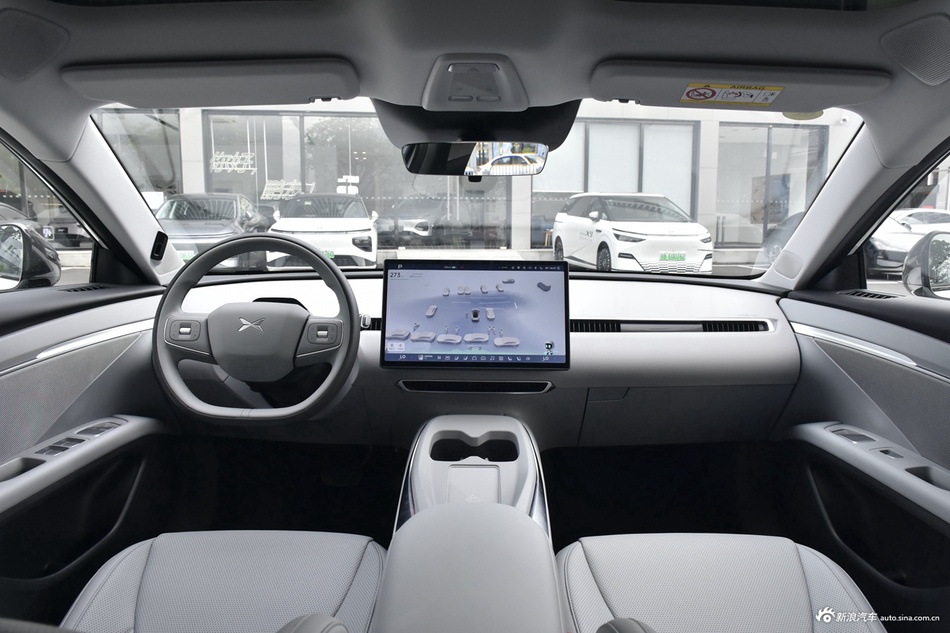 2025款小鹏MONA M03 600 超长续航 Max