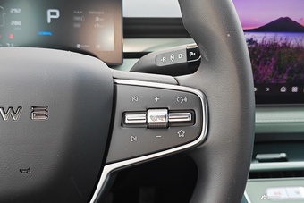 2025款荣威D6 450km 尊享版