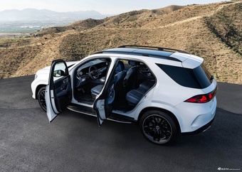 2027款奔驰GLE 450 4MATIC AMG Line 海外版 官图