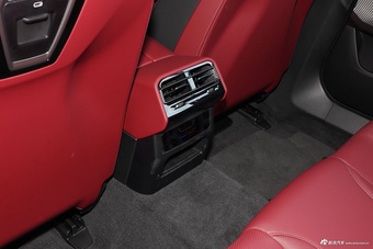 2026款宝马i5 eDrive 40L M运动套装