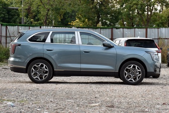 2026款捷途X70L 1.5TD 双离合舒适 5座