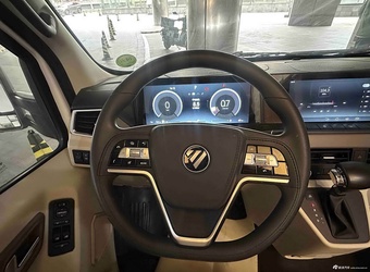 2025款星爵 双拓展6座6卧C型豪华版 官图