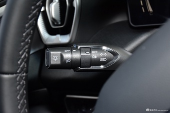 2025款哈弗H5 2.0T自动四驱领创 汽油