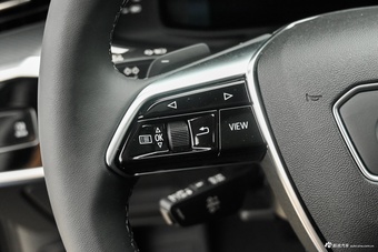 2025款奥迪A6 allroad quattro 55 TFSI