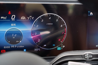 2025款奔驰GLE级 改款 GLE 350 4MATIC 动感型