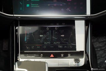 2025款奥迪A8L 45 TFSI quattro 豪华型