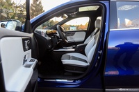 2022款奔驰EQA 300 4MATIC 首发特别版