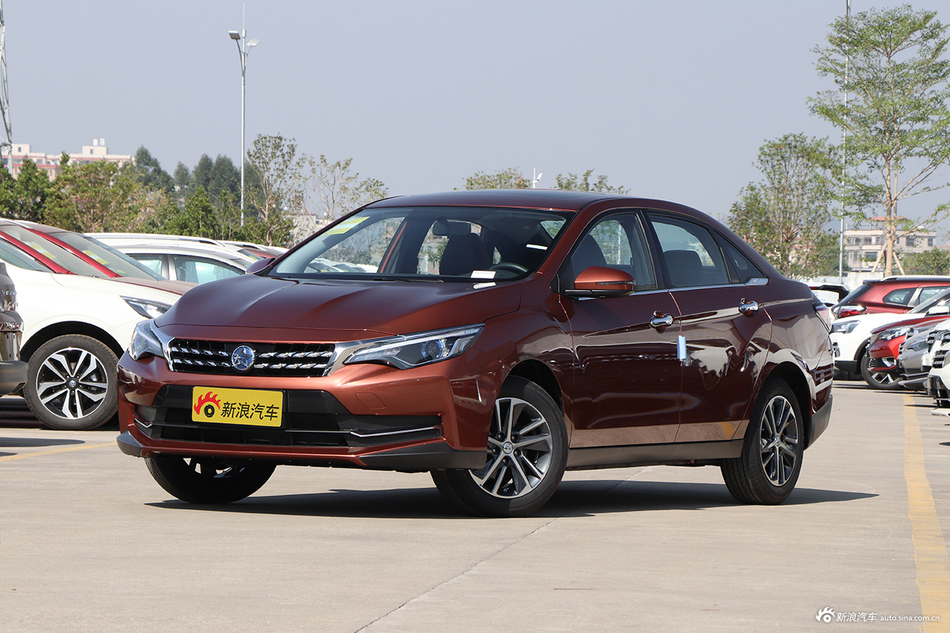 2019款启辰D60十万荣耀 1.6L XL自动辰酷版国VI