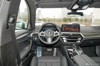 2022款宝马5系(进口) 改款二 530i 风尚版 M运动套装