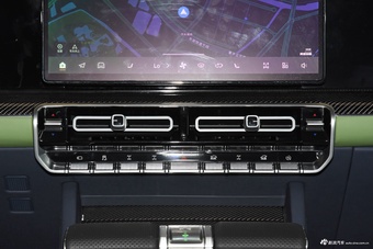 2024款猛士M800 1.5T 125km 高顶版