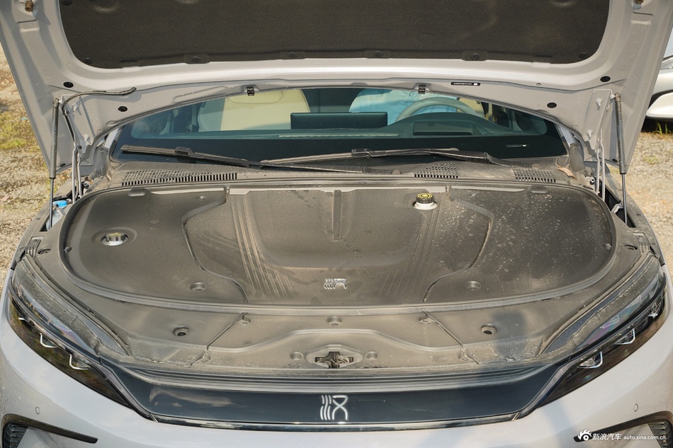 2025款汉EV智驾版 701KM激光雷达旗舰型