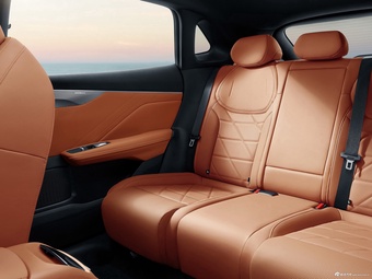 2024款深蓝S05 官图