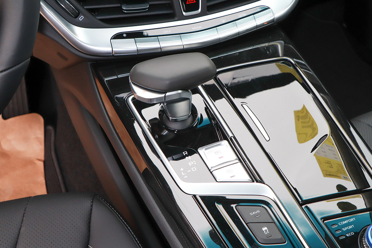 2020款吉利博瑞新能源PHEV 耀享版