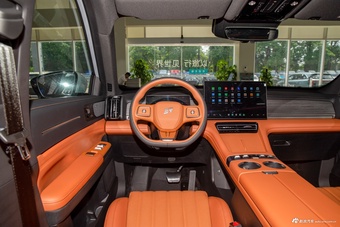 2026款山海L7 PLUS 220km豪华版 5座