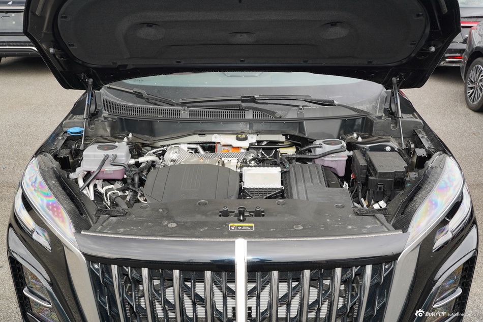 2025款红旗HS3 PHEV 125km 劲为 200万辆纪念版