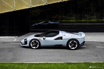 2026款法拉利SC40官图