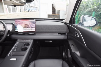 2025款枭龙MAX Hi4 110 Air