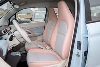 2024款零跑T03 200轻享版