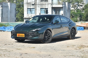 2026款MG7 2.0T自动 Trophy+ 超级运动版