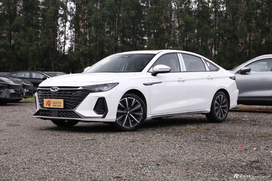 2025款艾瑞泽8 2.0T 自动御+