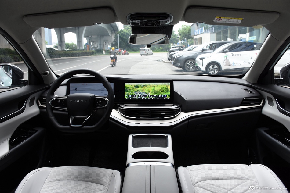 2023款奇瑞舒享家 512km Max