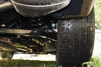 2025款瑞虎8 L 2.0T 自动长虹版