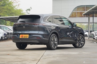 2026款至境E7 1600 超满配Turbo版