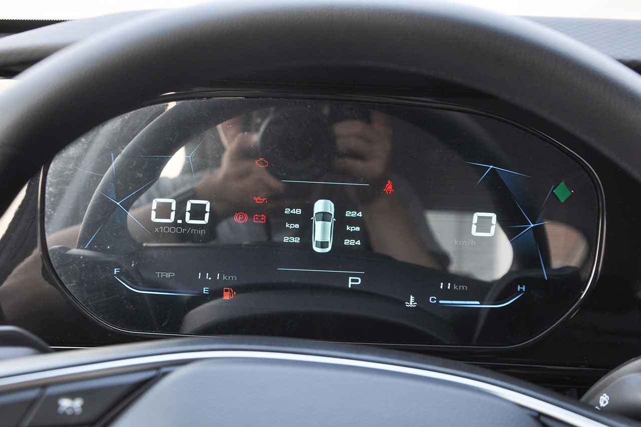 2019款宝骏RC-6 1.5T 自动24小时在线精英型