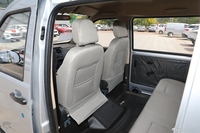 2021款五菱荣光S 1.2L标准型助力版5座LSI