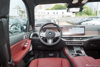 2025款宝马X5 xDrive 40Li M 运动套装