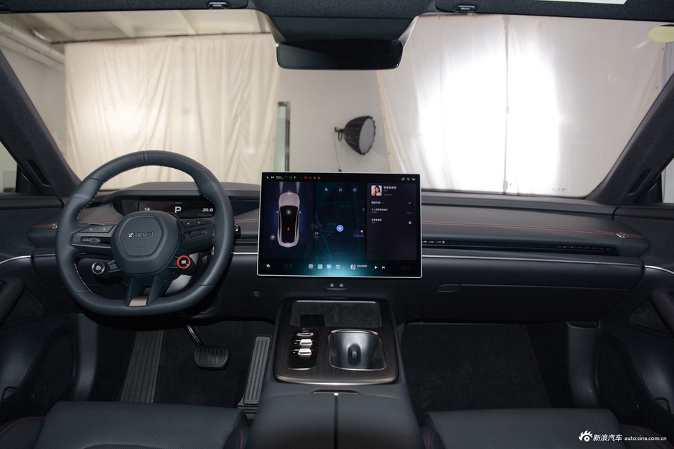 2024款小米SU7 700km 后驱长续航智驾版