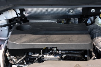 2024款瑞虎8 L 2.0T 两驱舒适版 5座