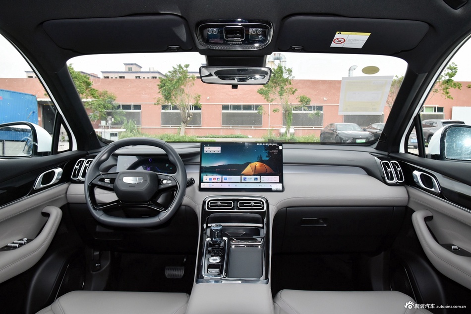 2025款博越L 第四代 1.5TD DCT 扬帆