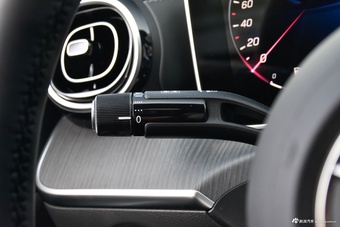 2026款奔驰C级 C 200 L 运动版