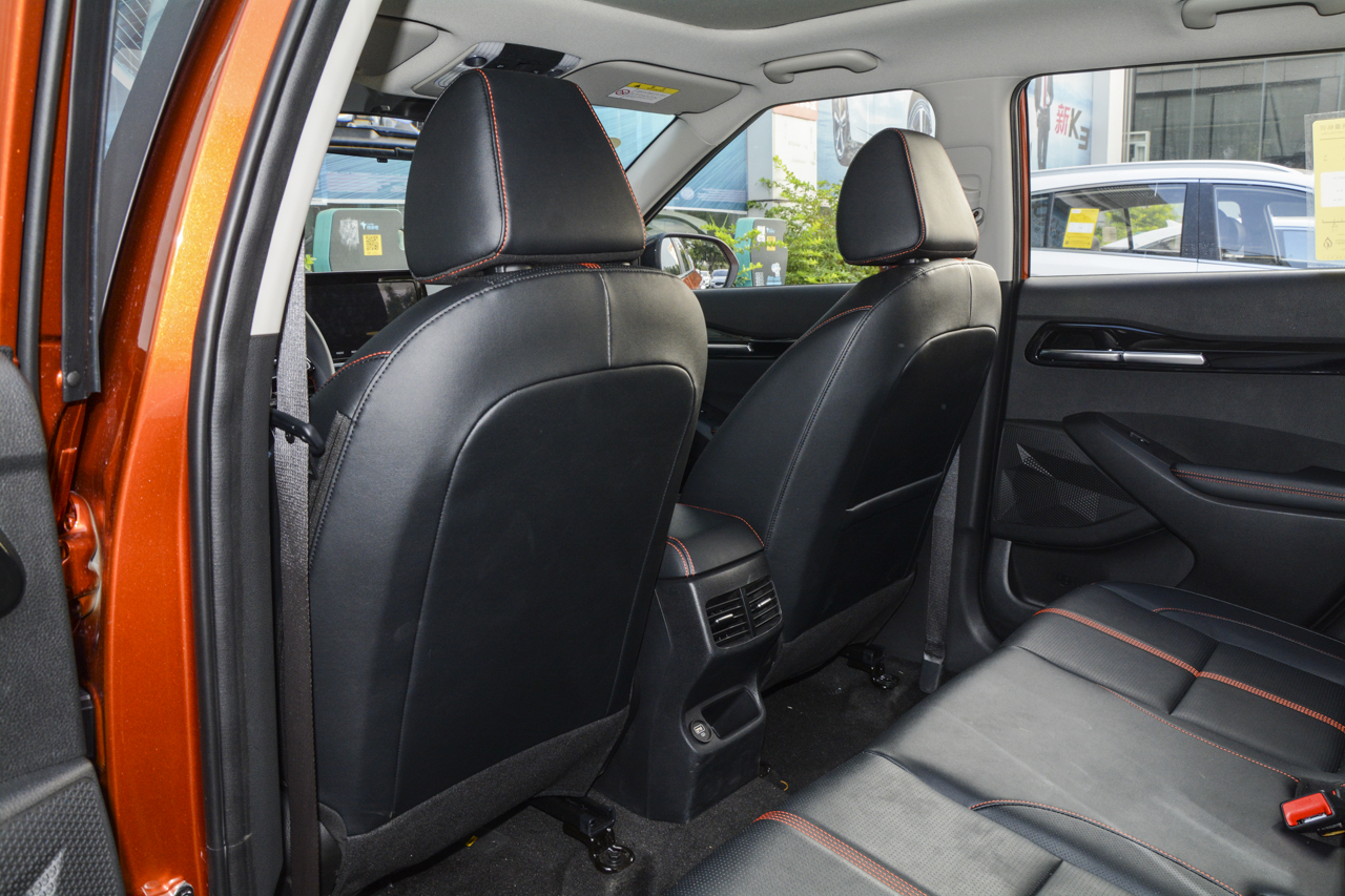 2020款起亚KX3傲跑1.5L CVT智慧版