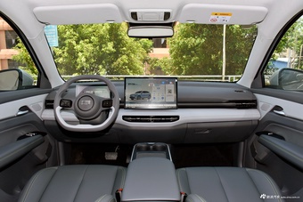 2025款悦意03 565km 乐享版图片