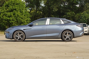 2026款海豹07 DM-i 1.5T 135km 尊贵型
