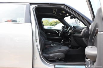 2023款MINI CLUBMAN 改款 2.0T COOPER S 鉴赏家