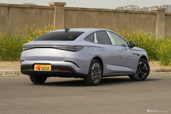 2026款海豹07 EV 705旗舰型