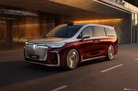 2026款岚图梦想家 PHEV 1.5T 350km 四驱标准版