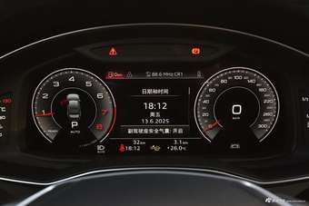2025款奥迪A6L 改款 45 TFSI 臻选动感型