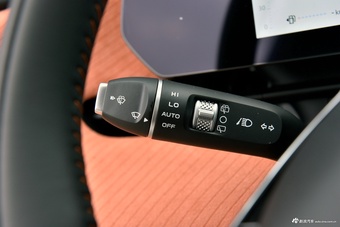 2025款长安CS75 PLUS 第四代 UItra 2.0T 新蓝鲸 擎风型