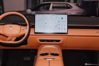 2025款深蓝S07 215Max 深蓝智驾AD PRO增程版