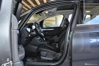 2019款宝马2系多功能旅行1.5T领先型220i 